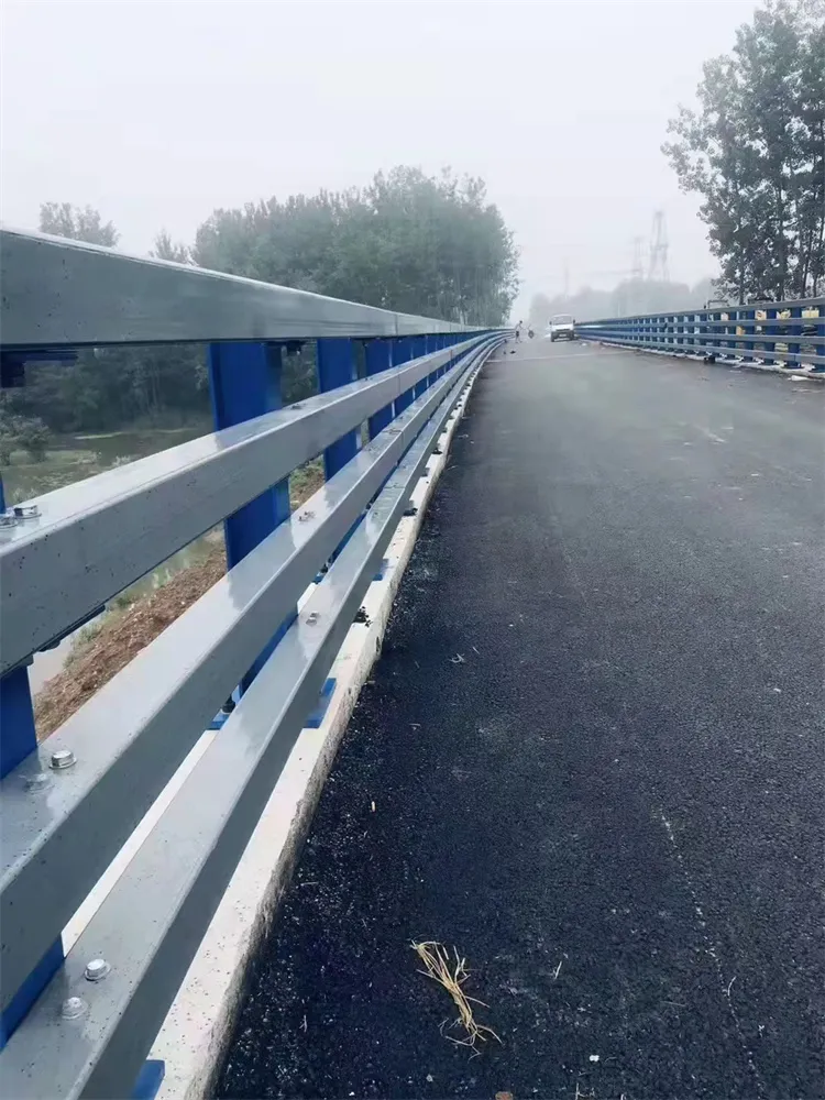 预计明日铝合金桥梁护栏价格将弱稳运行